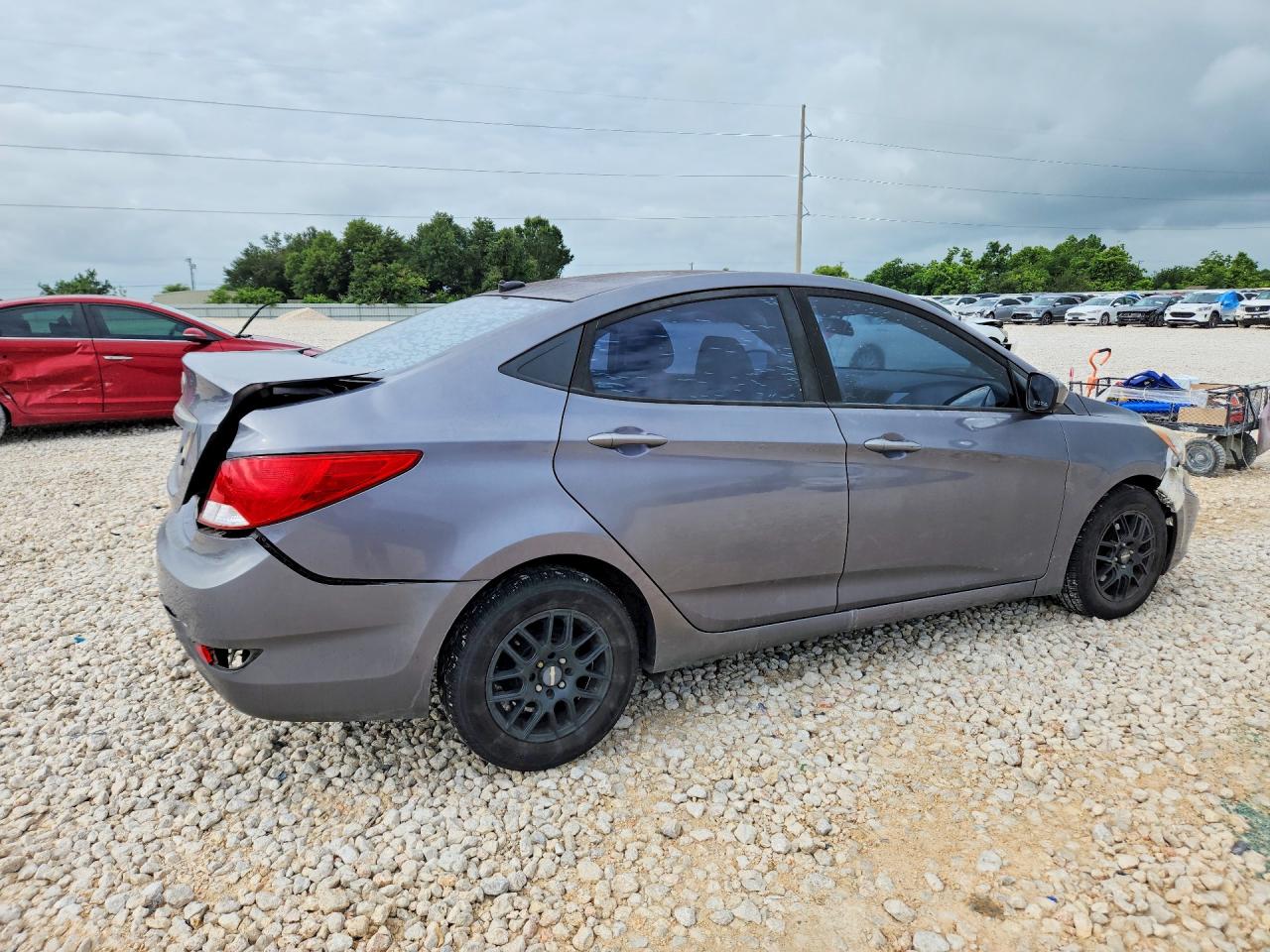 2016 HYUNDAI ACCENT