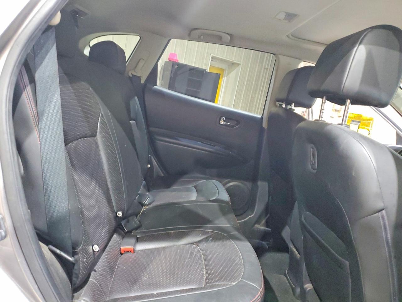2010 NISSAN ROGUE