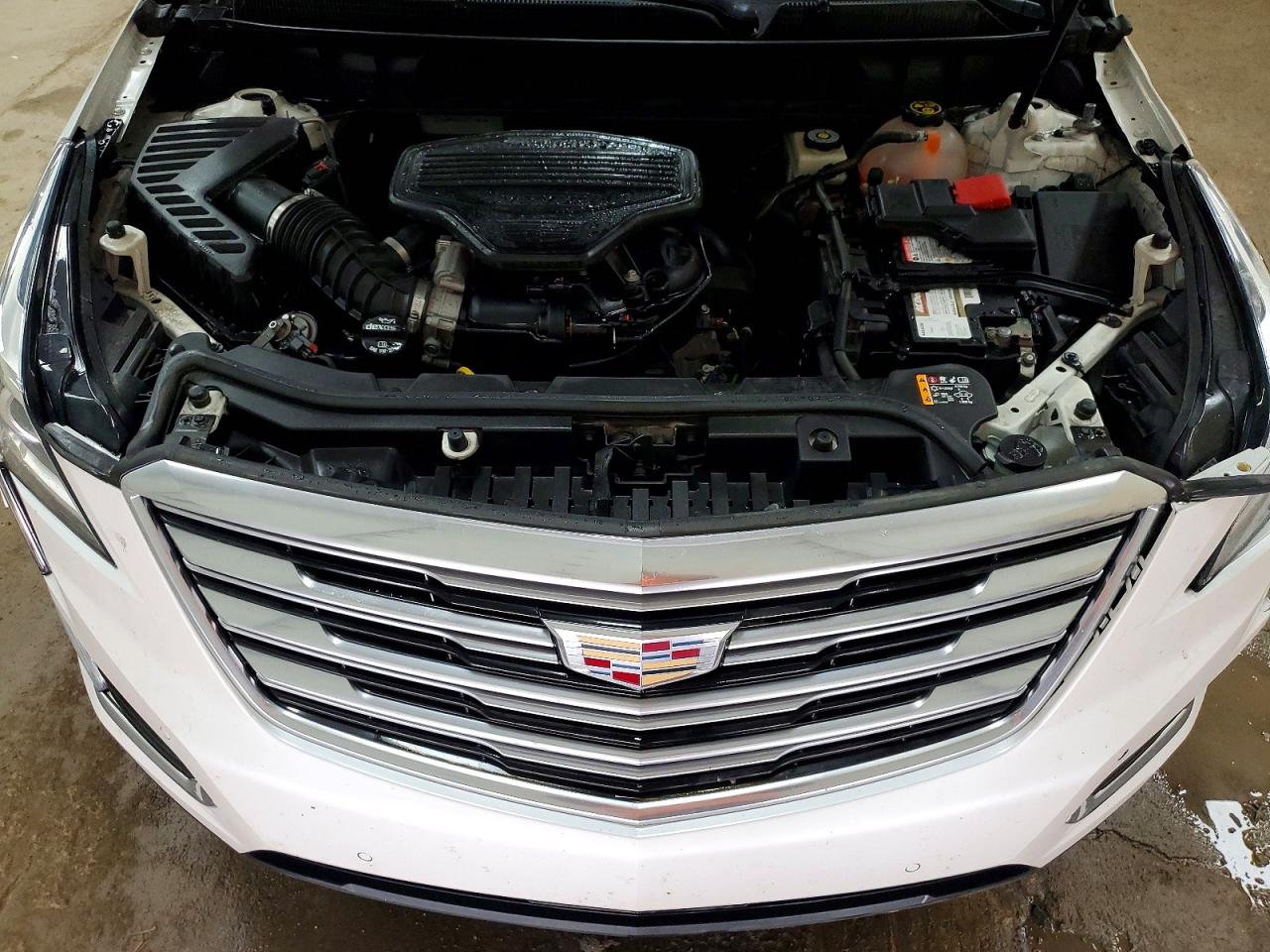 2017 CADILLAC XT5