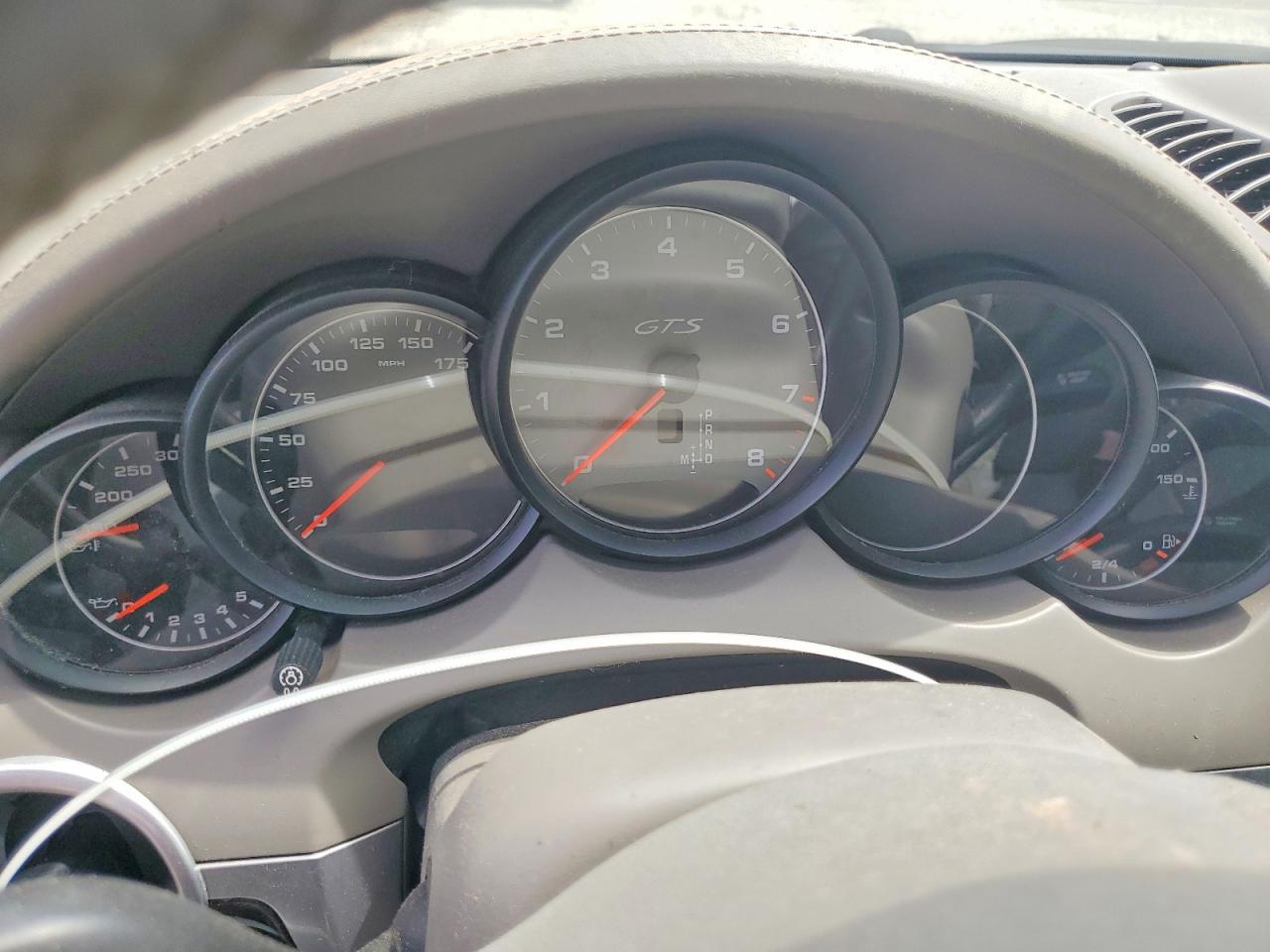 2013 PORSCHE CAYENNE