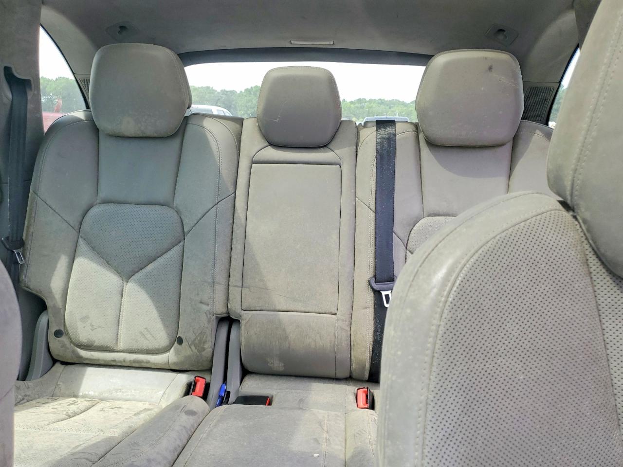 2013 PORSCHE CAYENNE