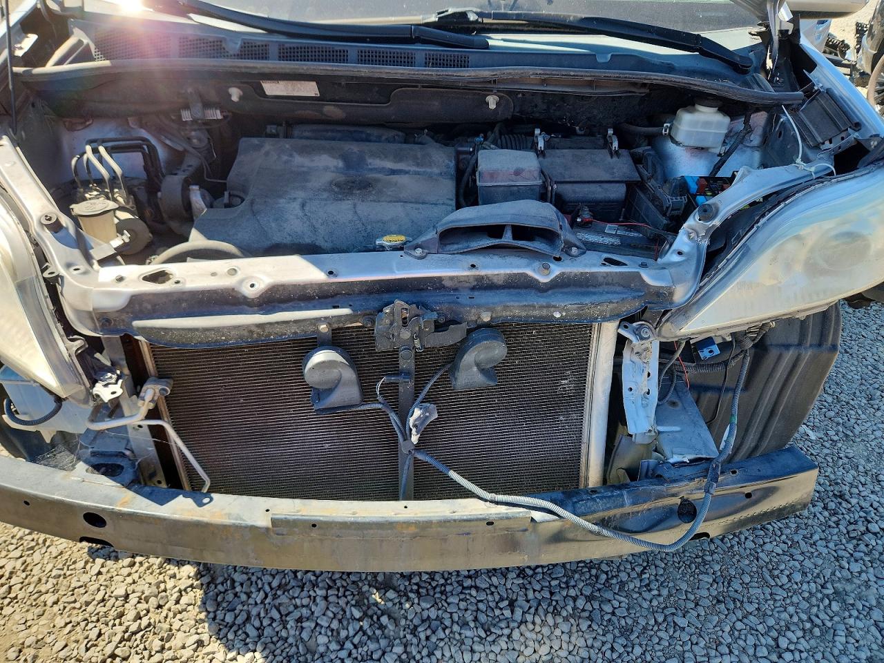 2012 TOYOTA SIENNA