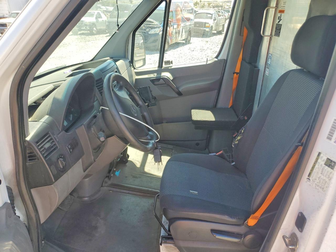 2015 MERCEDES BENZ SPRINTER