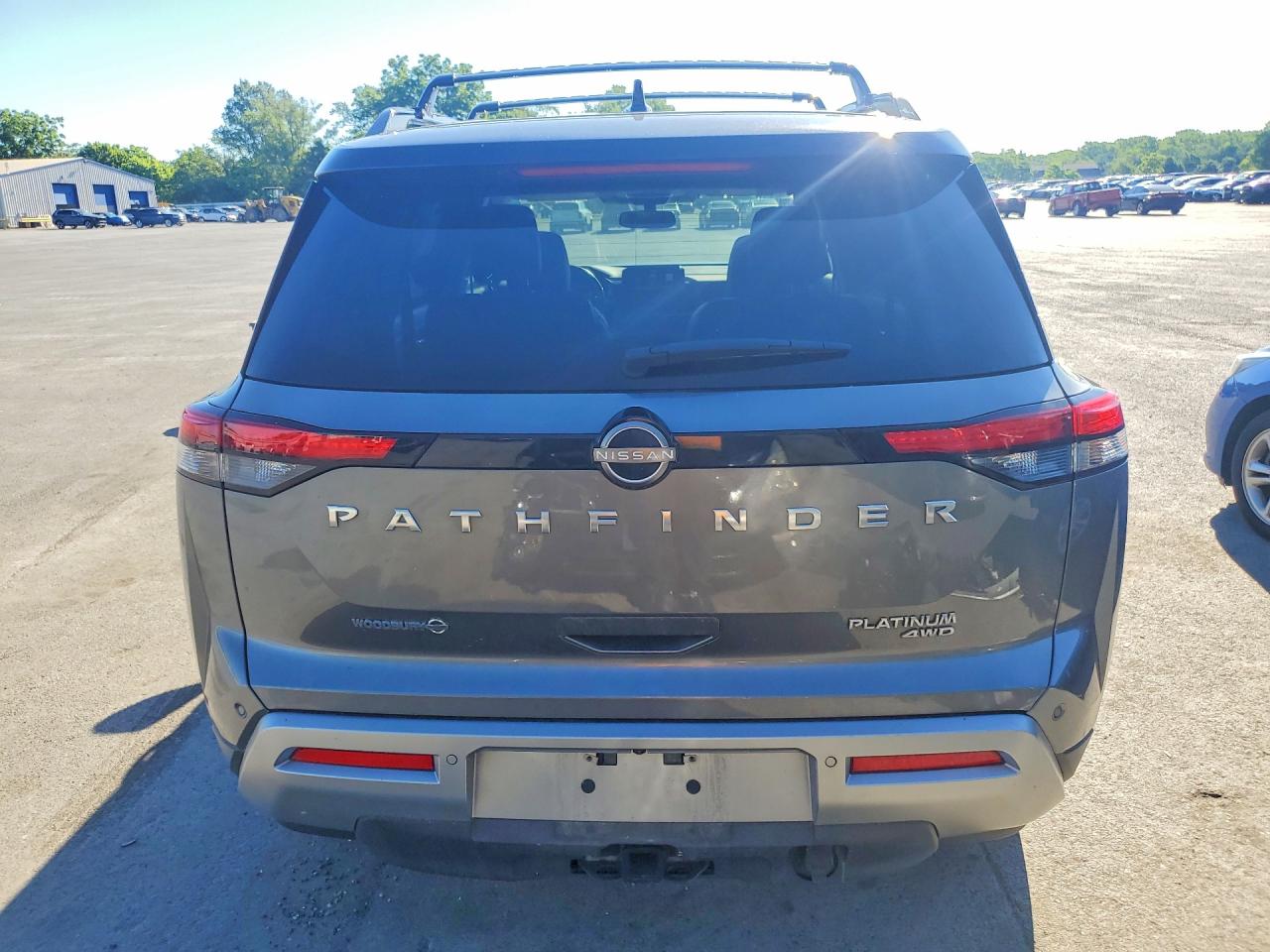 2022 NISSAN PATHFINDER