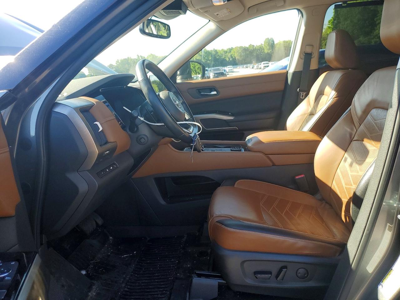 2022 NISSAN PATHFINDER
