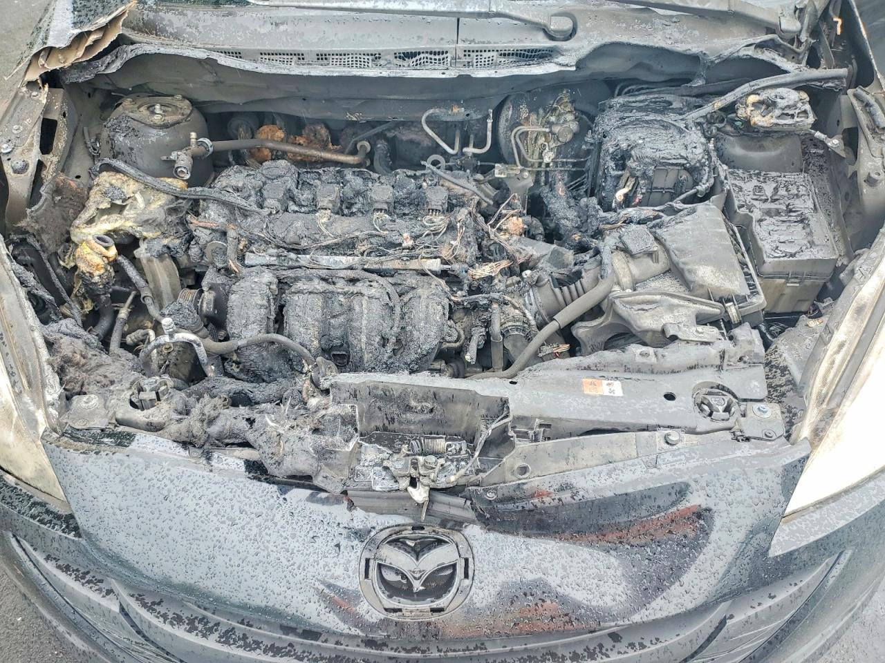 2012 MAZDA 5