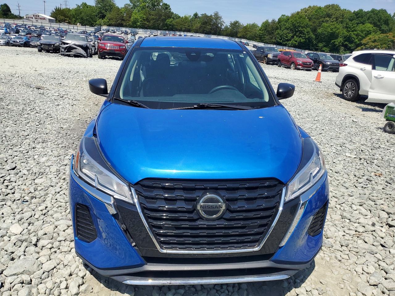 2021 NISSAN KICKS