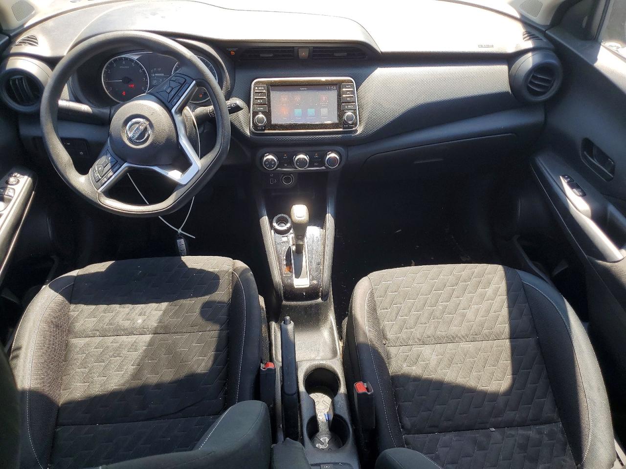 2021 NISSAN KICKS
