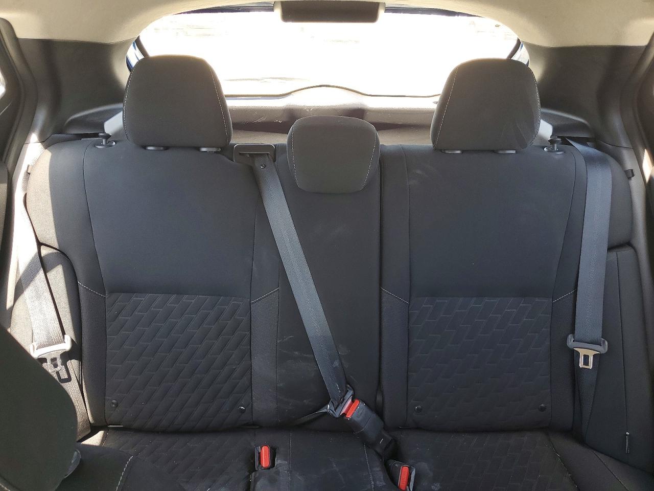 2021 NISSAN KICKS