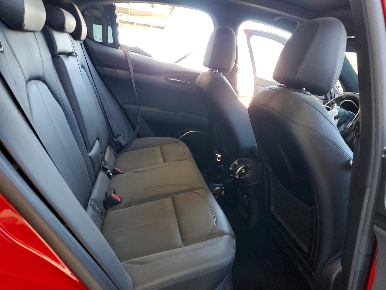2022 ALFA ROMEO STELVIO