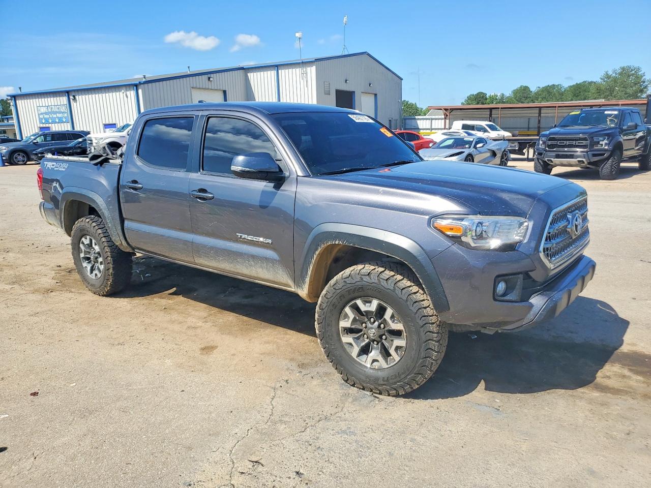 2017 TOYOTA TACOMA