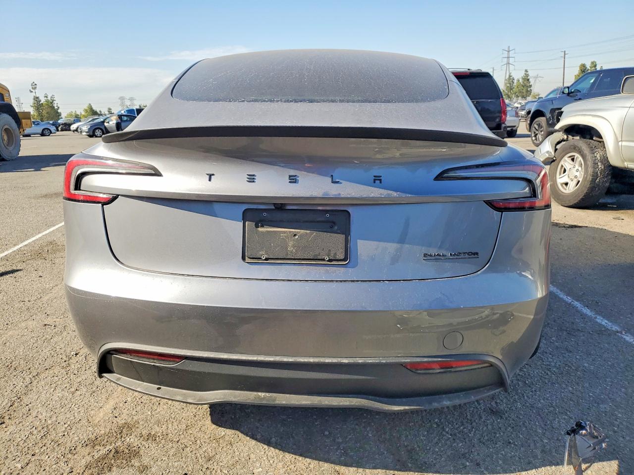 2025 TESLA MODEL 3