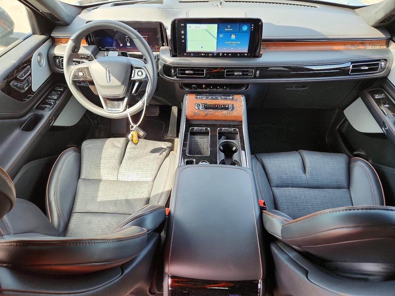 2025 LINCOLN AVIATOR