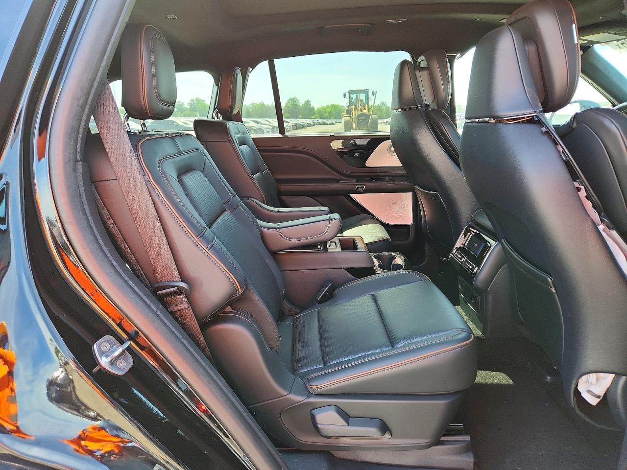 2025 LINCOLN AVIATOR