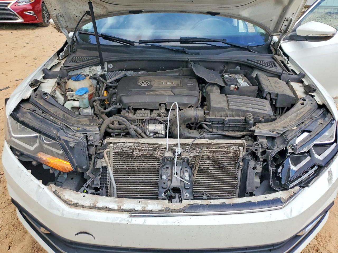 2017 VOLKSWAGEN PASSAT