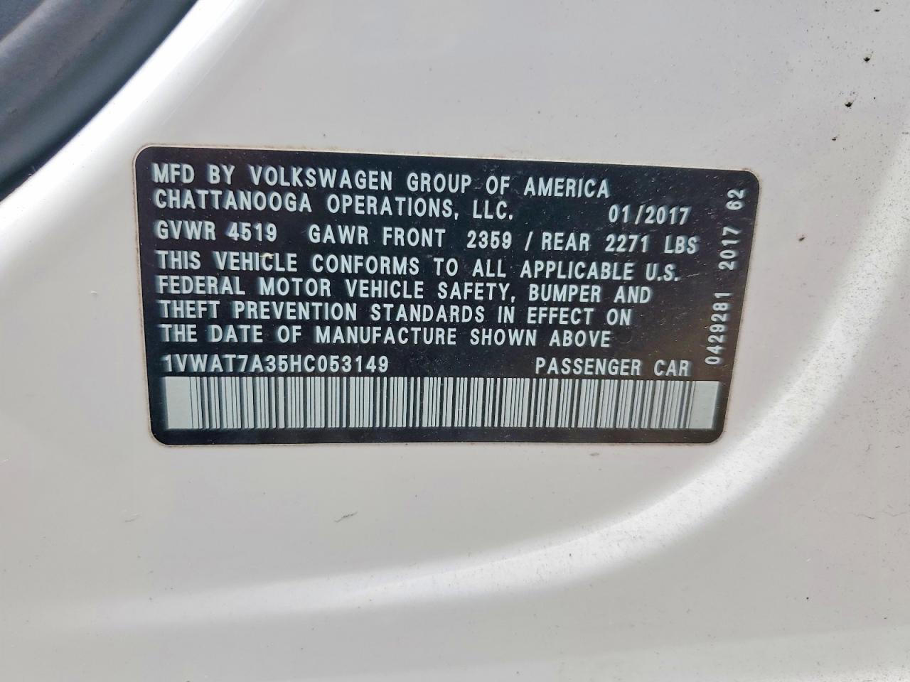 2017 VOLKSWAGEN PASSAT