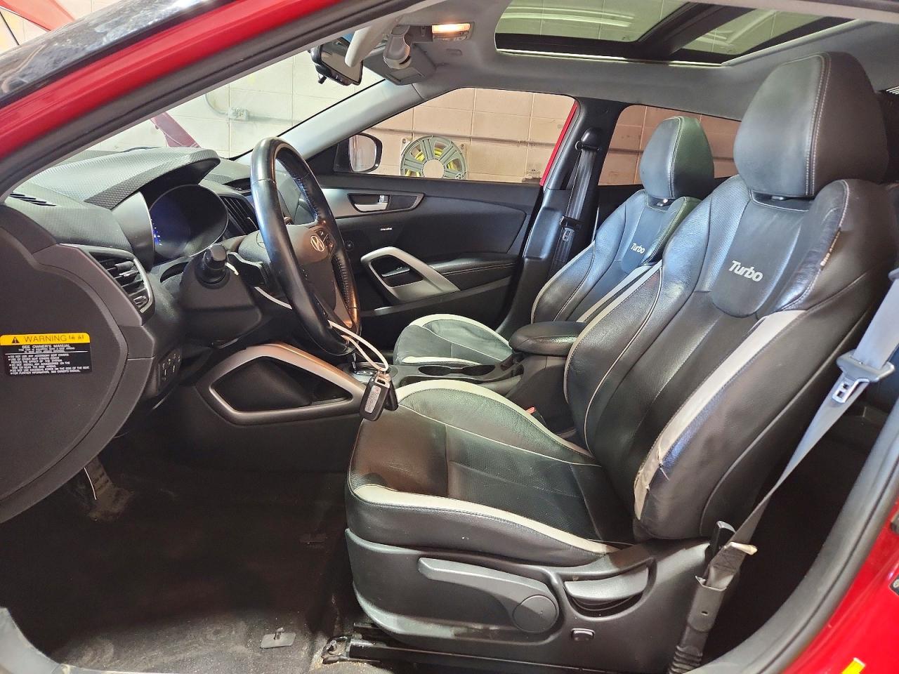 2015 HYUNDAI VELOSTER