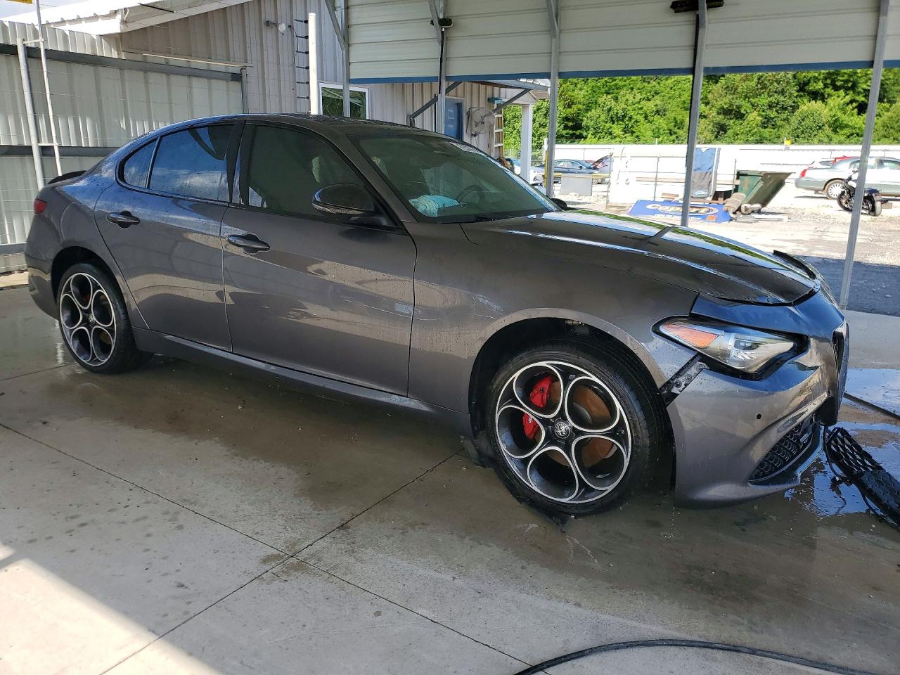 2022 ALFA ROMEO GIULIA