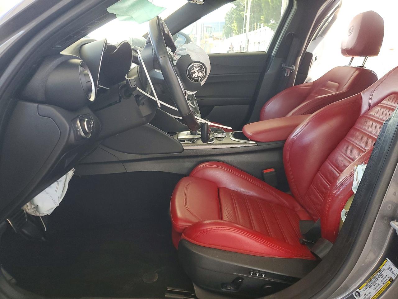 2022 ALFA ROMEO GIULIA