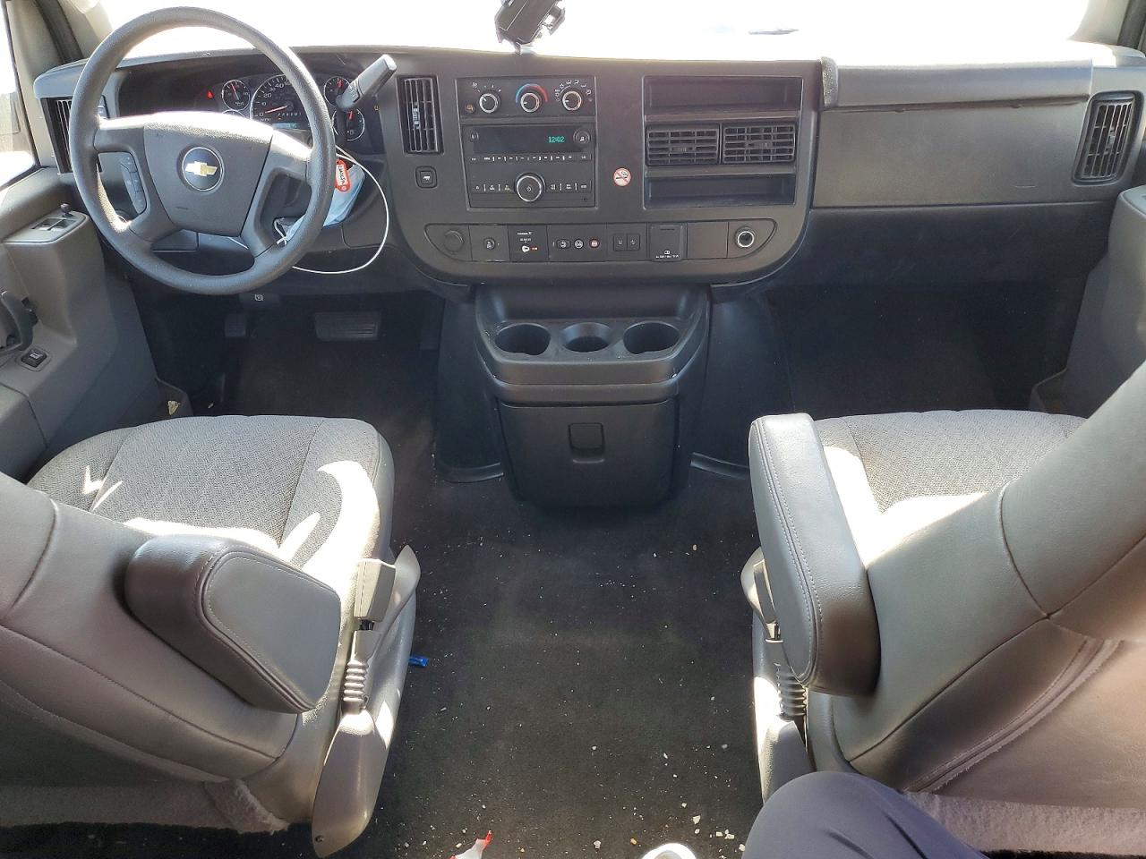2019 CHEVROLET EXPRESS