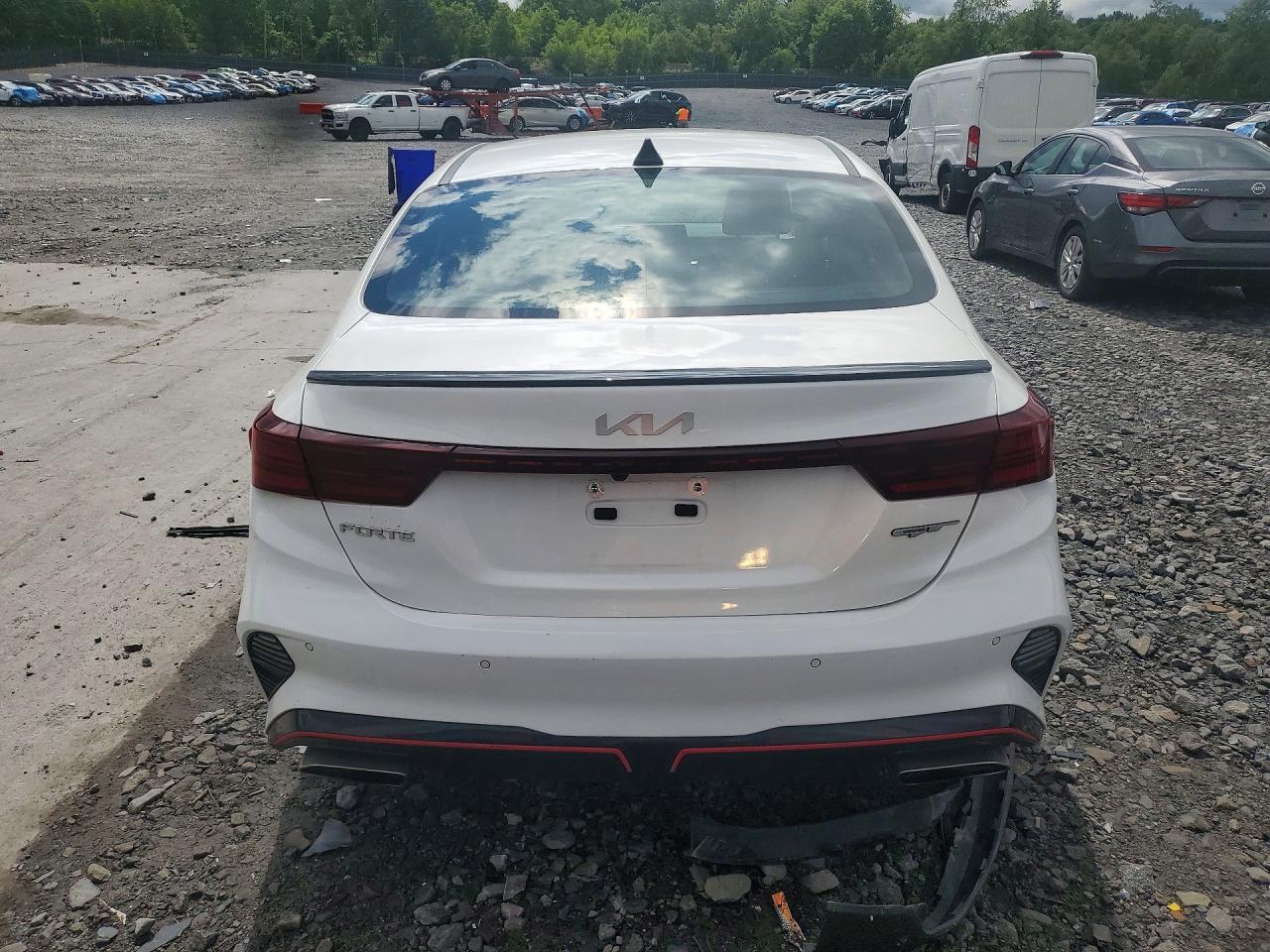 2023 KIA FORTE