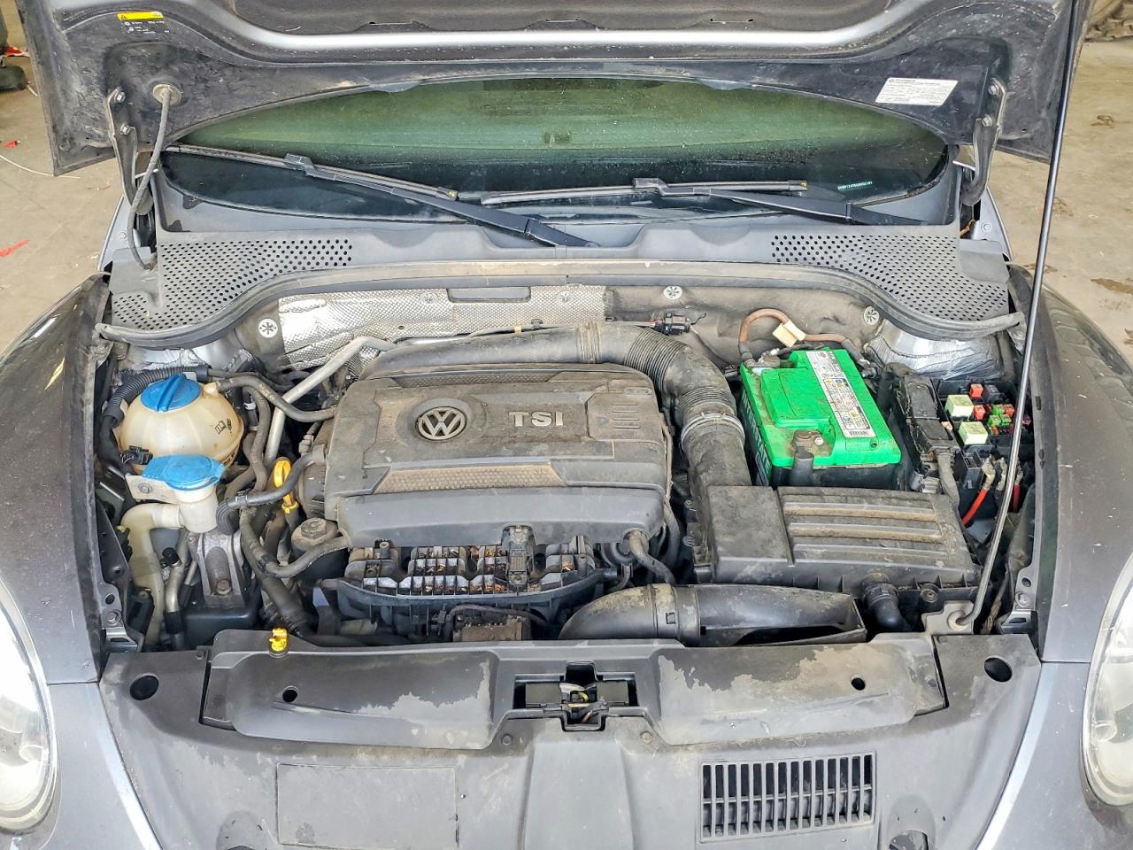 2016 VOLKSWAGEN BEETLE