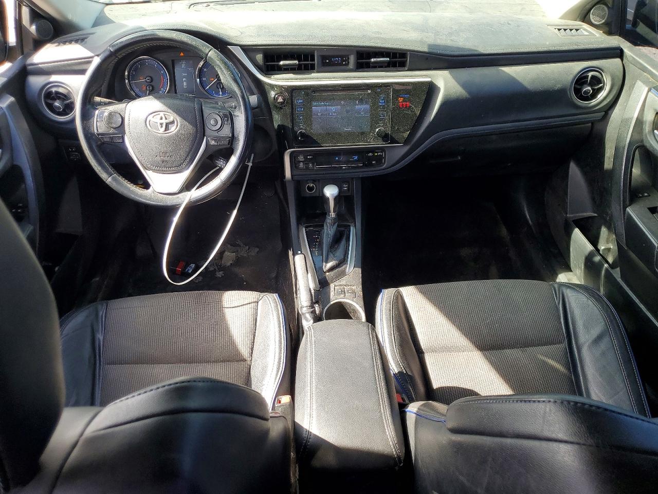 2019 TOYOTA COROLLA