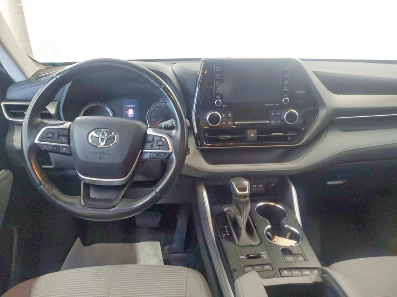 2022 TOYOTA HIGHLANDER