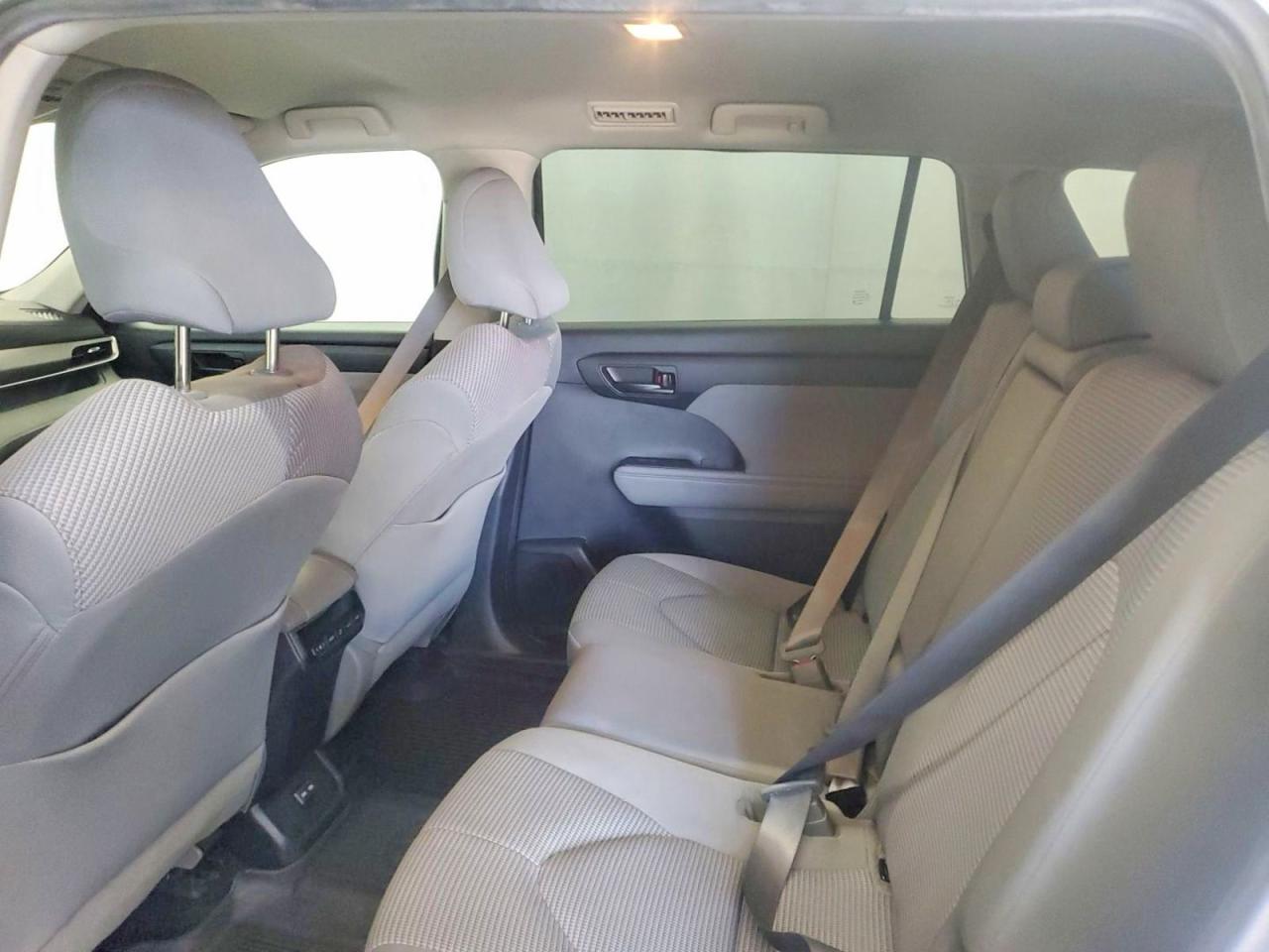 2022 TOYOTA HIGHLANDER