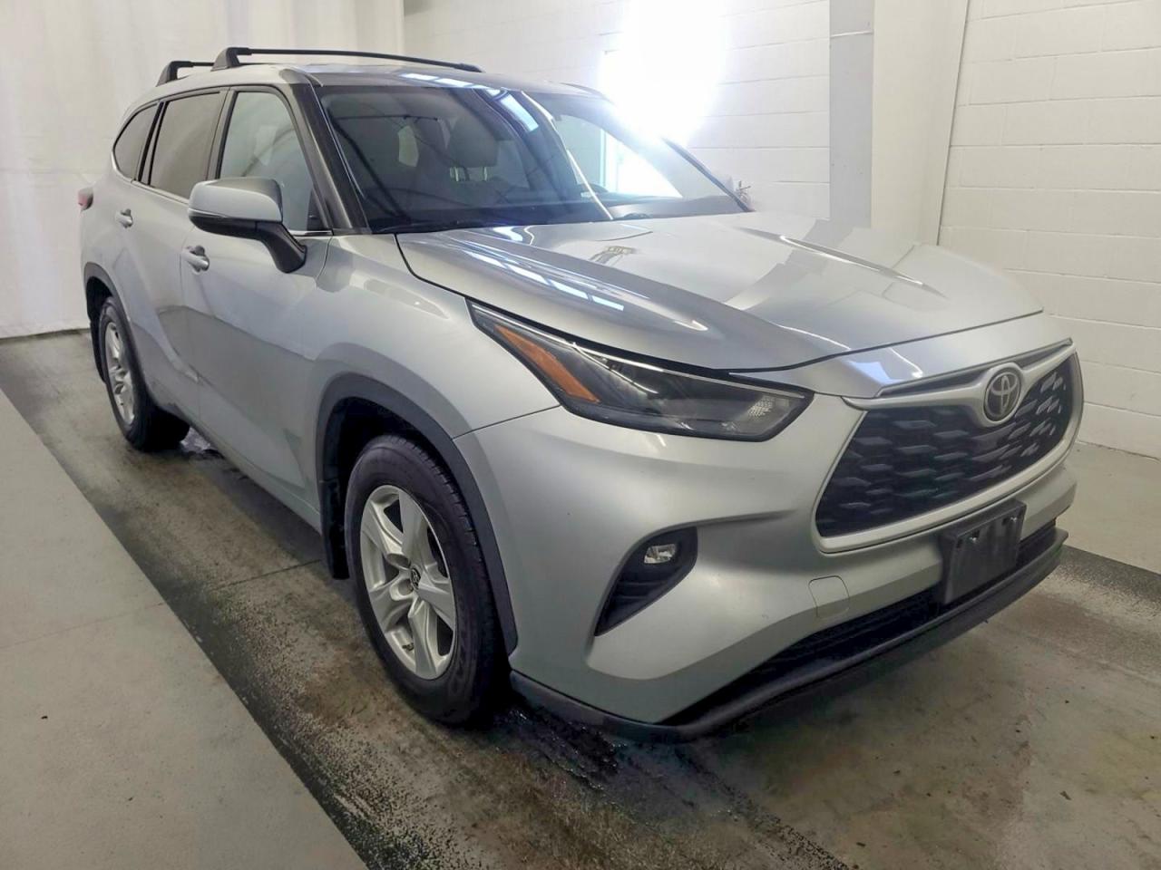 2022 TOYOTA HIGHLANDER