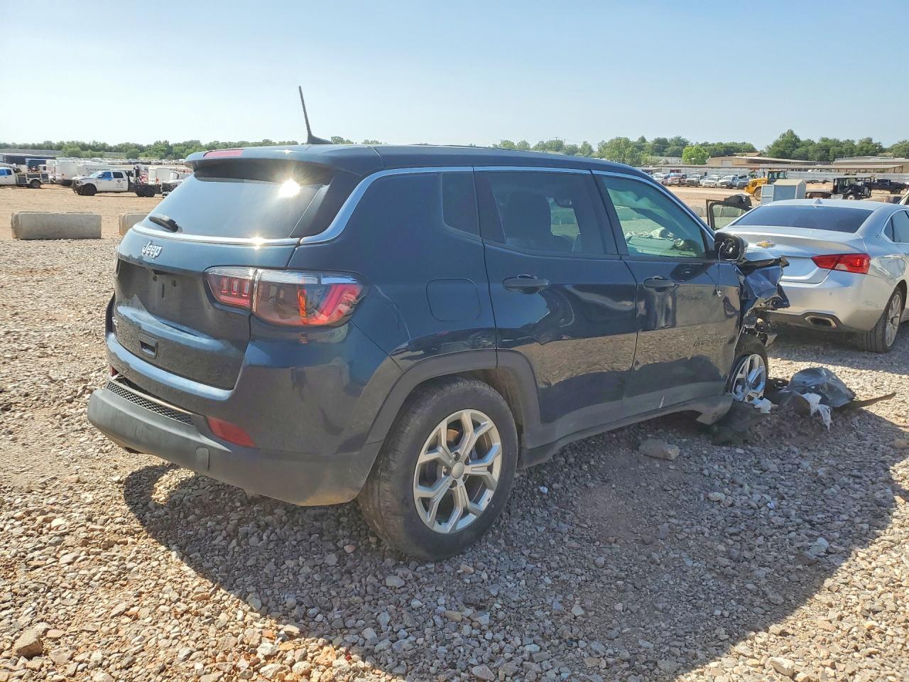 2024 JEEP COMPASS