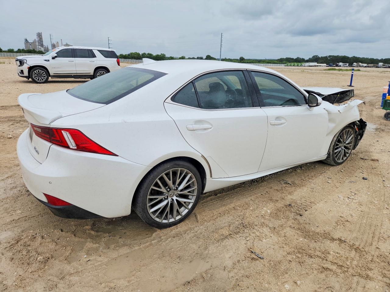 2015 LEXUS IS