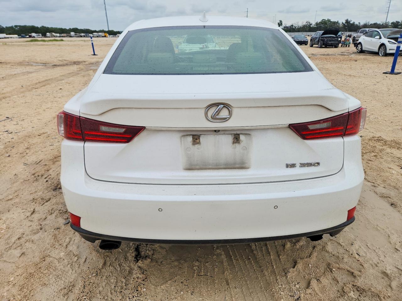 2015 LEXUS IS