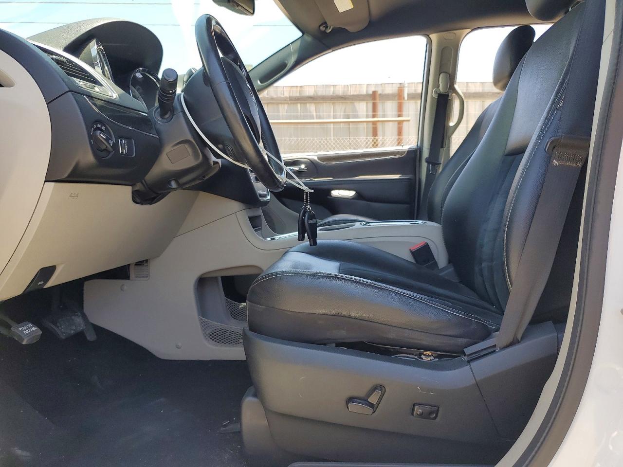 2017 DODGE CARAVAN