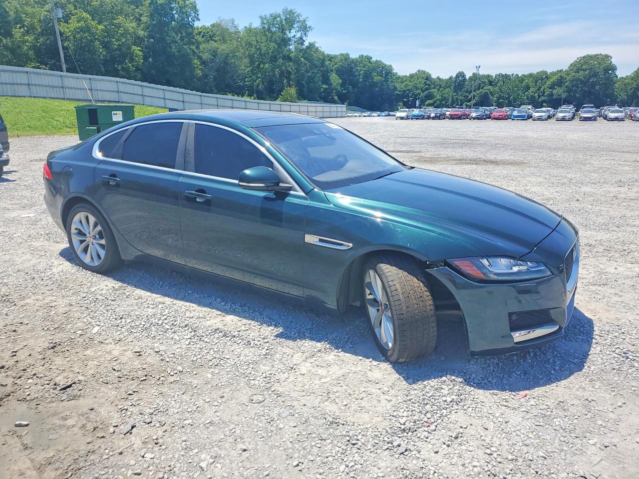 2017 JAGUAR XF