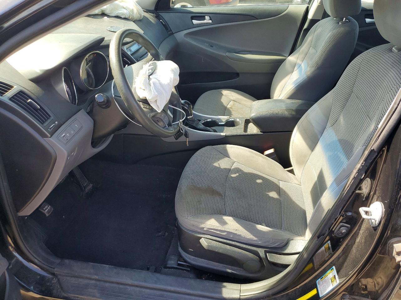 2012 HYUNDAI SONATA
