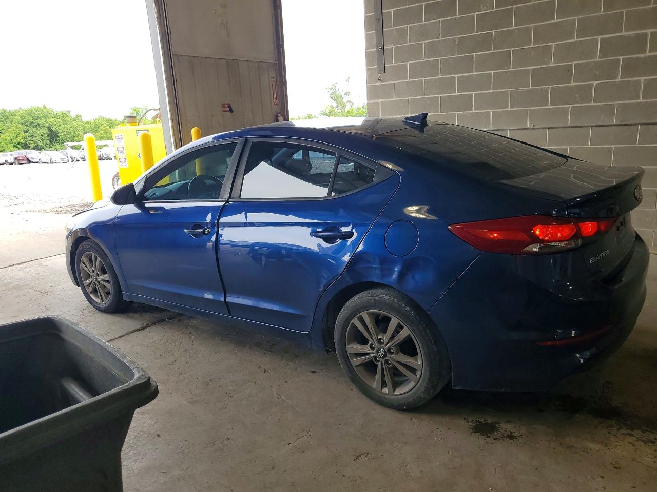 2017 HYUNDAI ELANTRA
