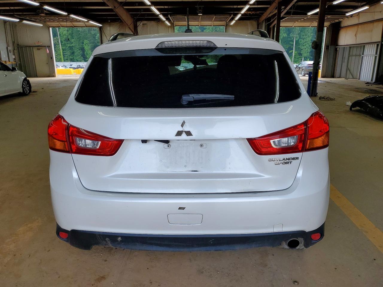 2015 MITSUBISHI OUTLANDER