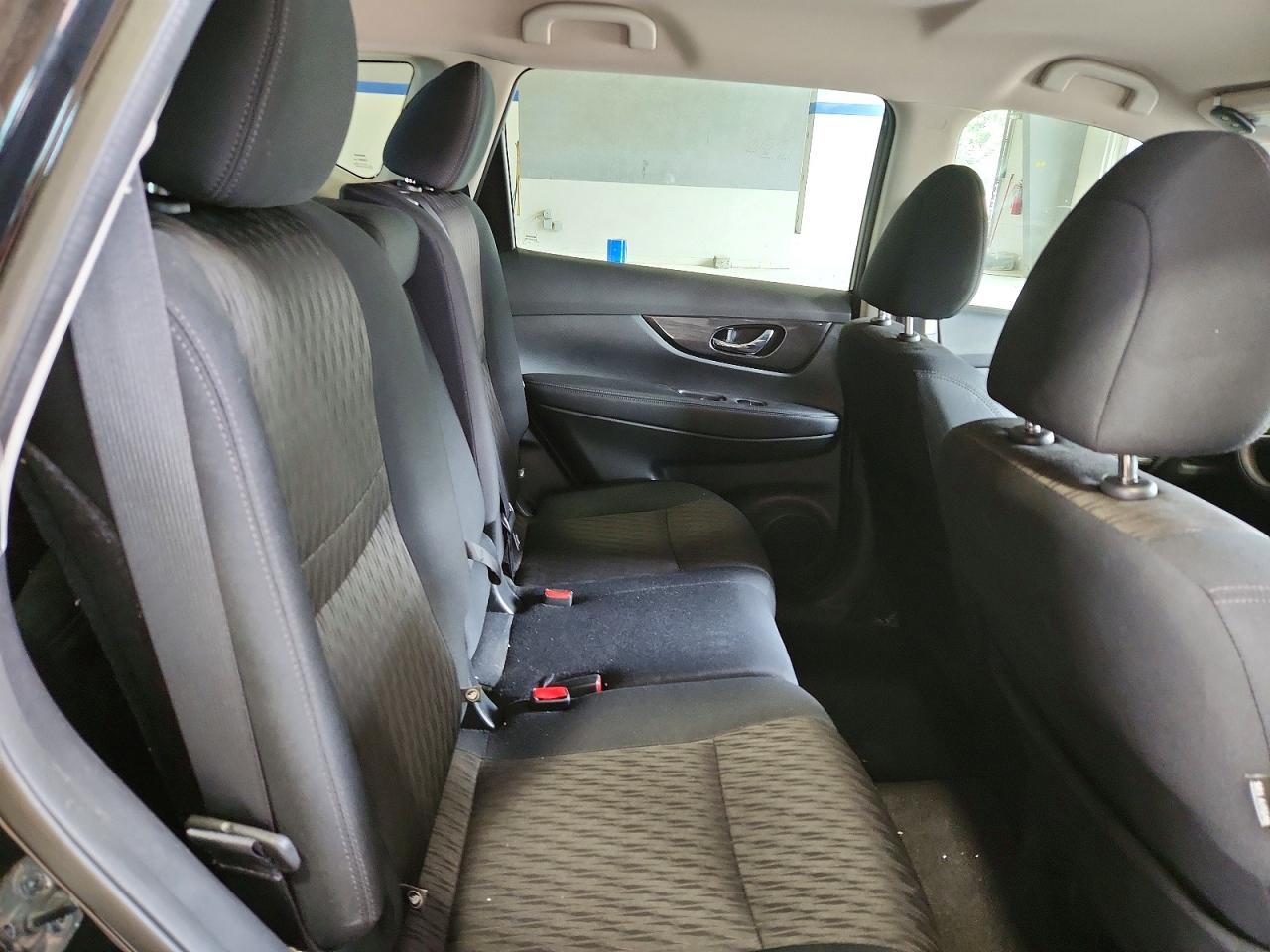 2018 NISSAN ROGUE