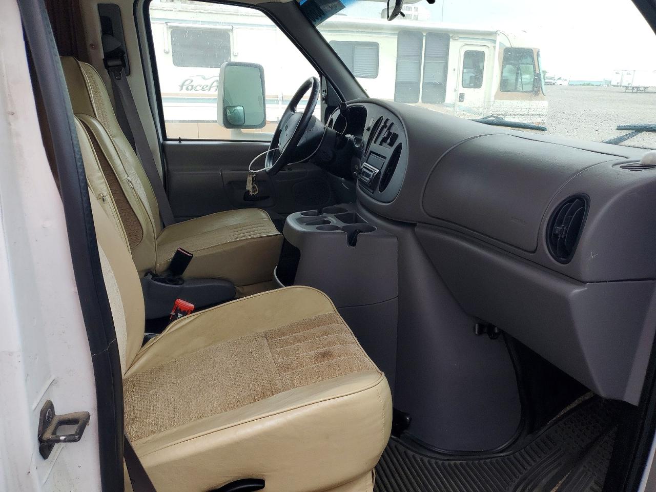 2000 FORD ECONOLINE