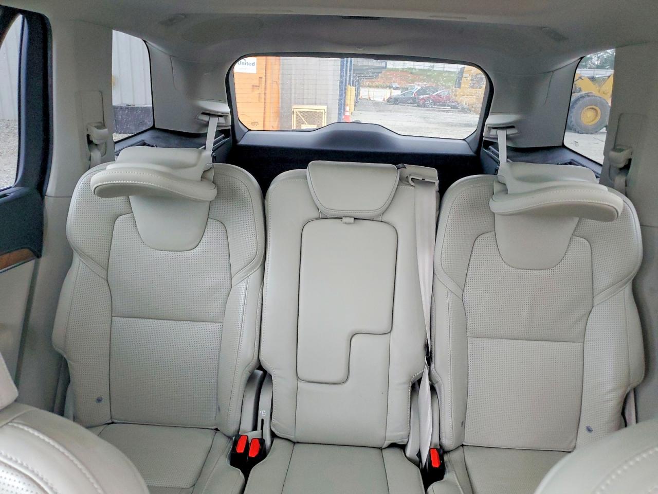 2019 VOLVO XC90