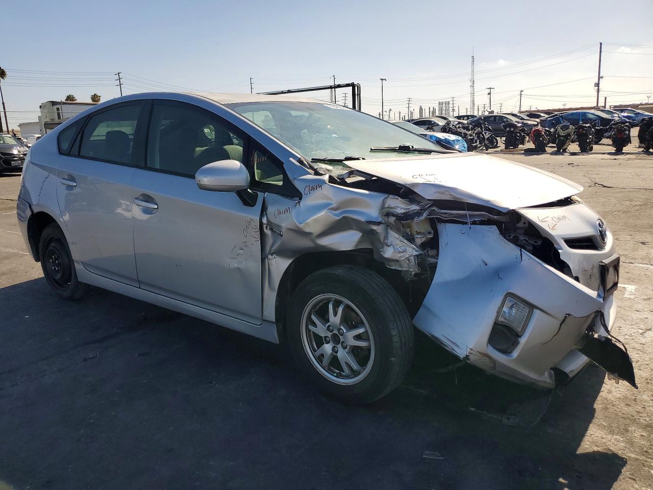 2011 TOYOTA PRIUS