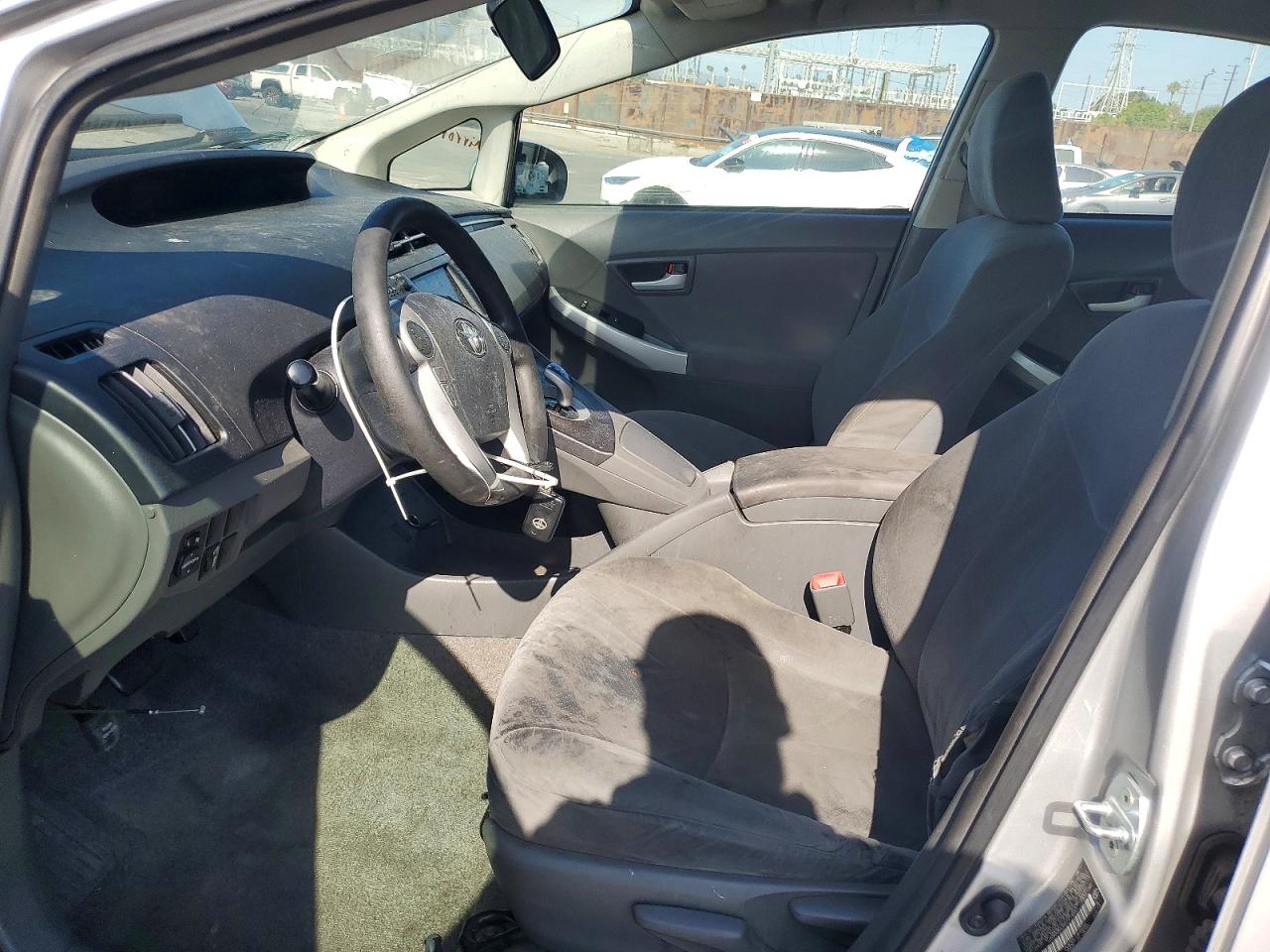 2011 TOYOTA PRIUS