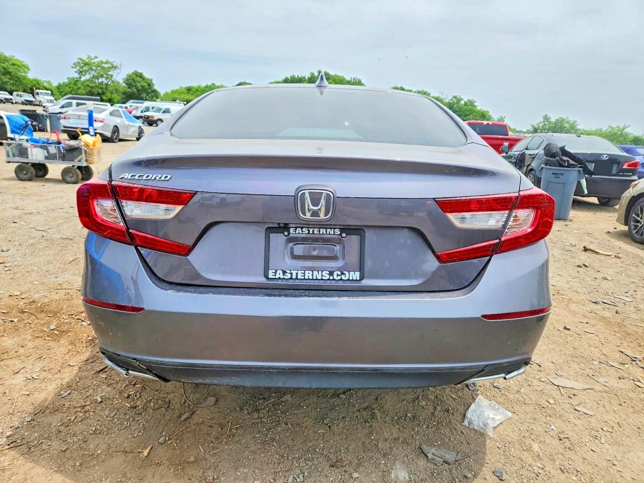 2018 HONDA ACCORD