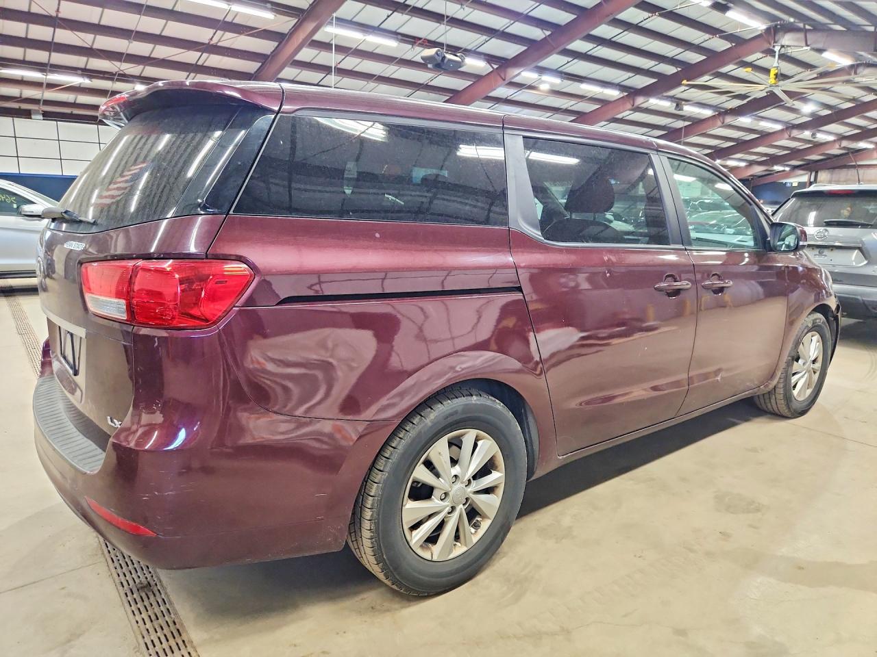 2017 KIA SEDONA