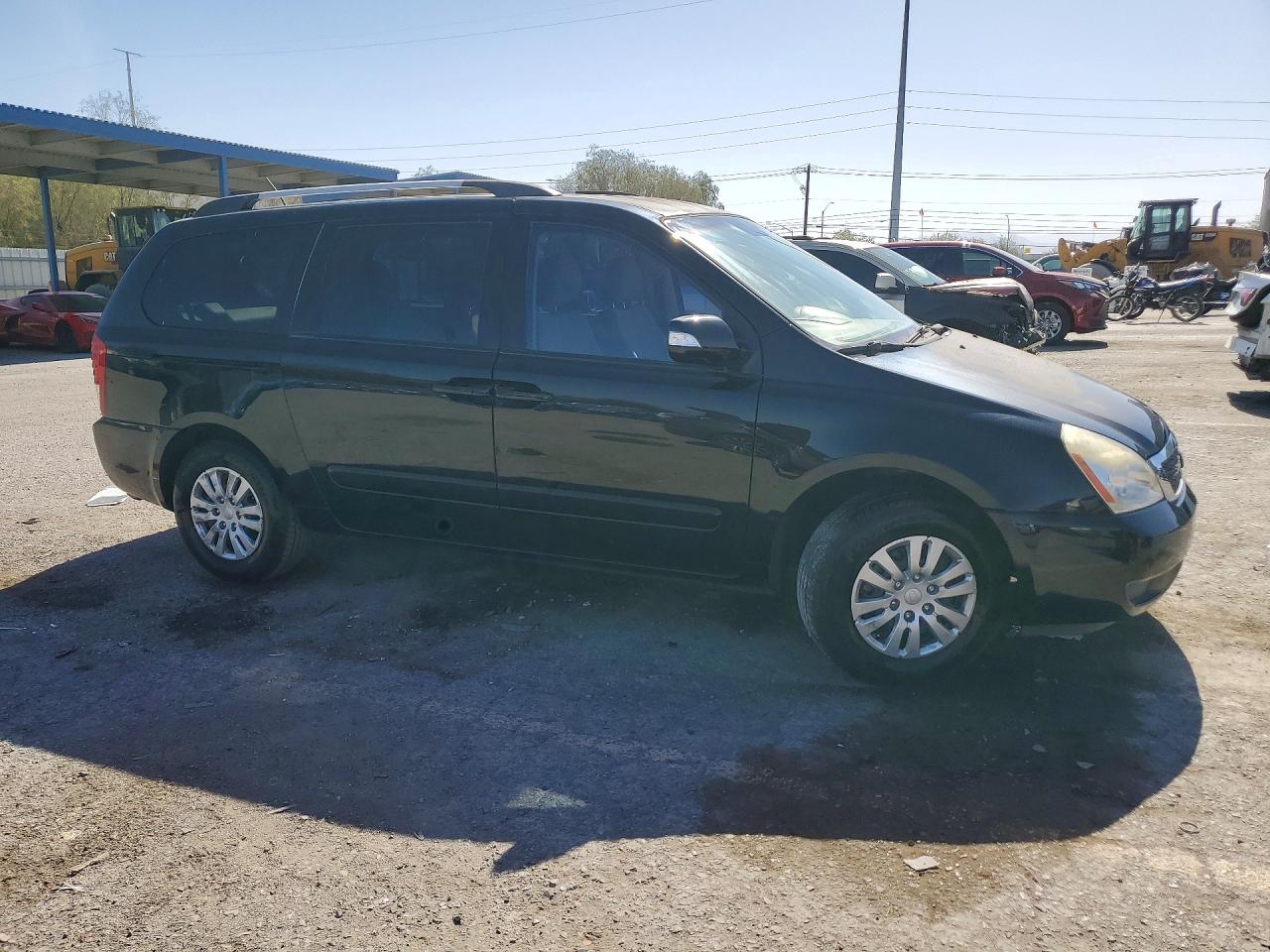 2012 KIA SEDONA