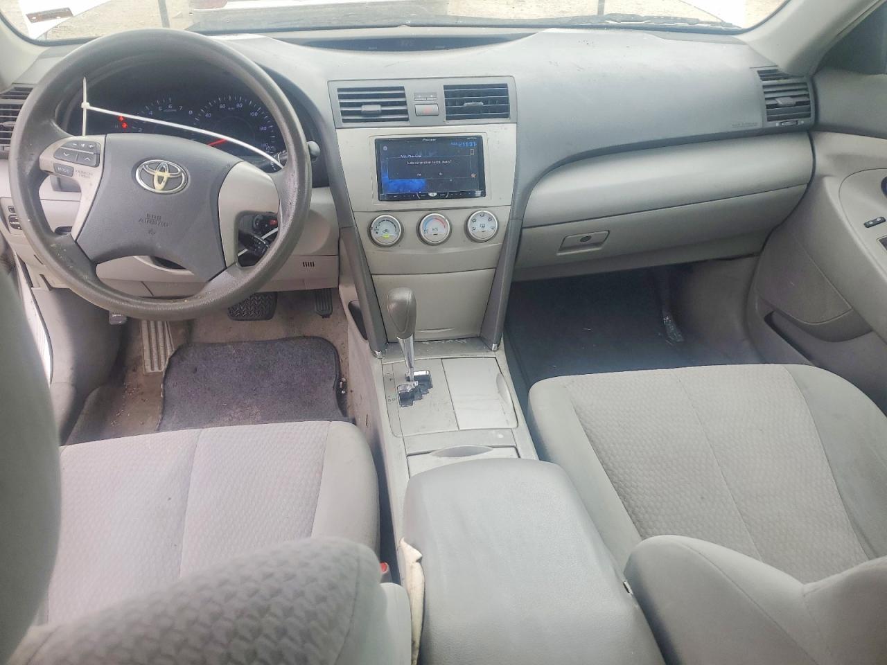 2011 TOYOTA CAMRY