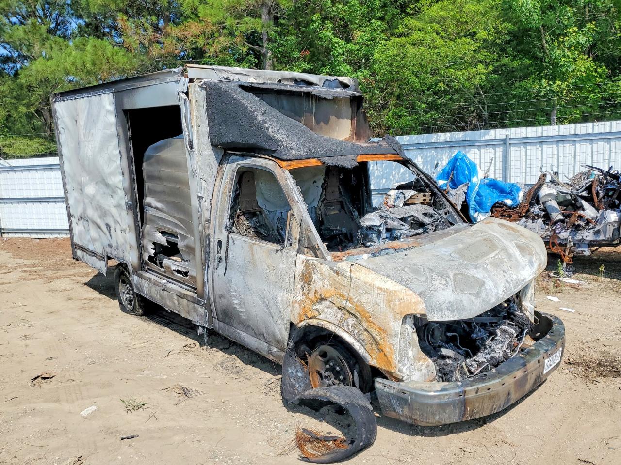 2019 CHEVROLET EXPRESS