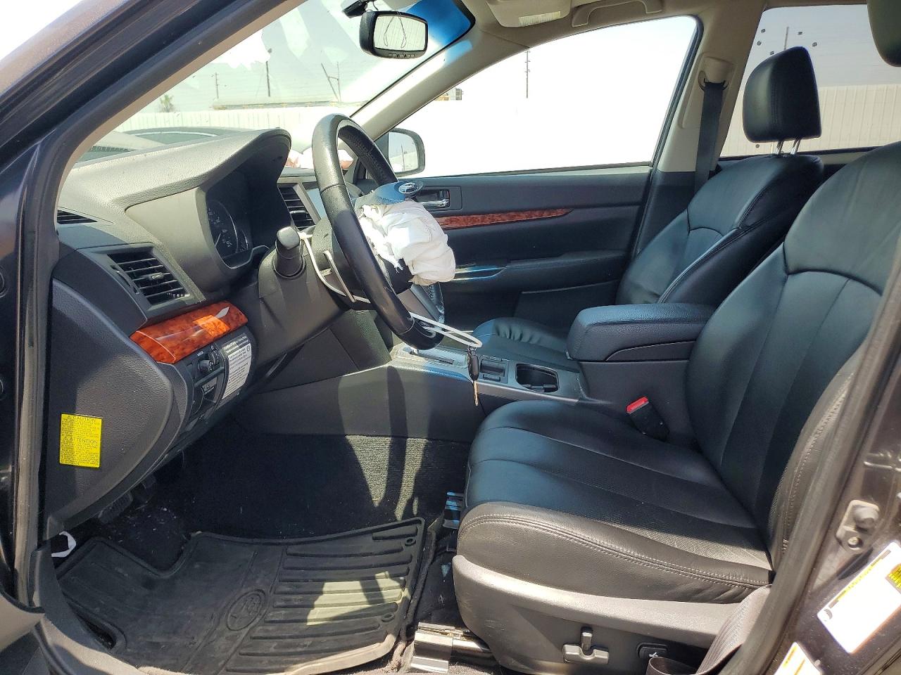2011 SUBARU OUTBACK