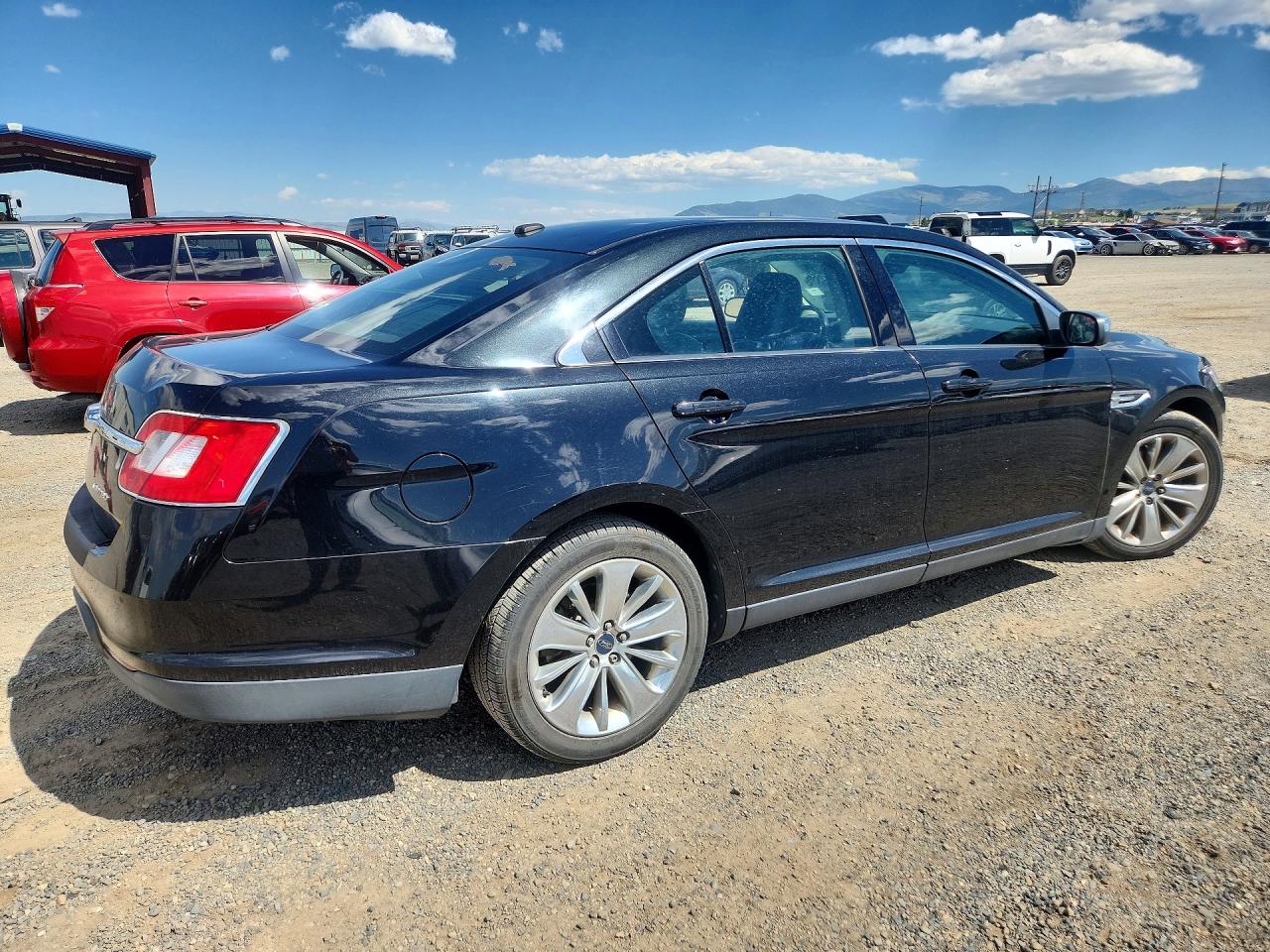2011 FORD TAURUS